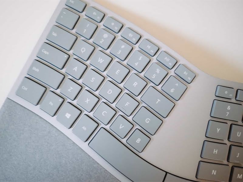 روش دسترسی به تنظیمات کیبورد سرفیس